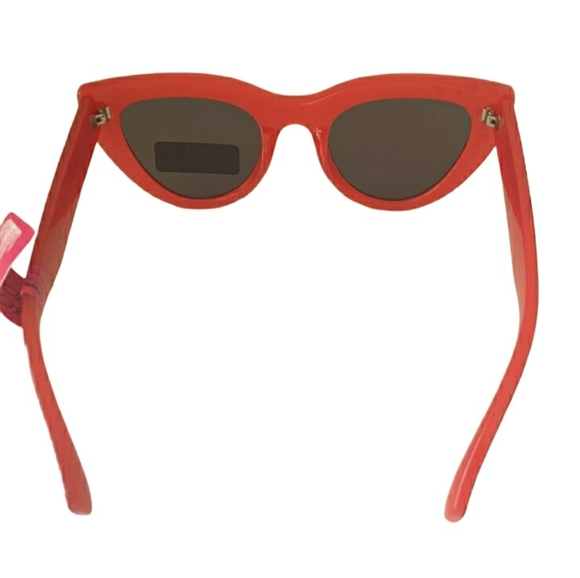 Betsy Johnson Cat Eye Red Sunglasses - Picture 5 of 5